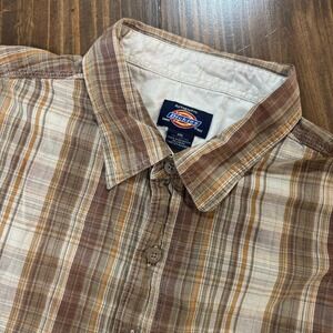 DICKIES Plaid Button Down Shirt Mens 2XL Brown Tan Short Sleeve Workwear Classic
